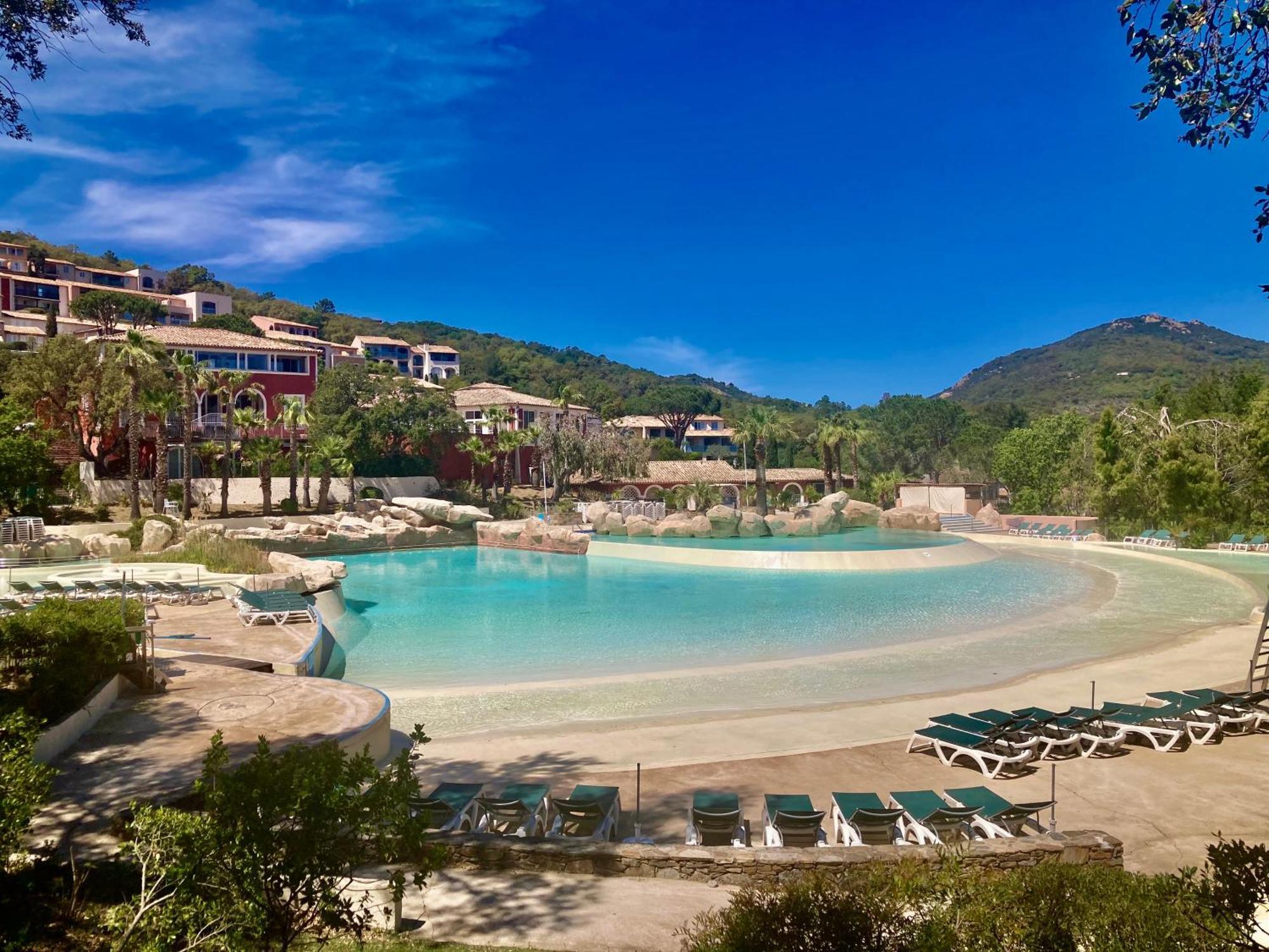 Les Restanques 3120 Vue Mer 3 Chambres Grimaud Dış mekan fotoğraf